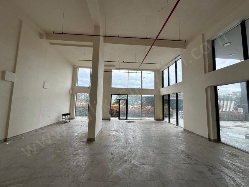 BALIKESİR KİRALIK DÜKKAN SAFİR DEN AYYILDIZ KONUTLARINDA 145 M2 10 BURDA AVM YANI  KÖŞE DÜKKAN
