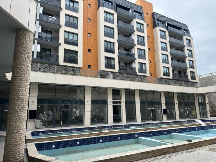 BALIKESİR KİRALIK DÜKKAN SAFİR DEN AYYILDIZ KONUTLARINDA 253 M2 10 BURDA AVM YANI İÇ CEPHE DÜKKAN