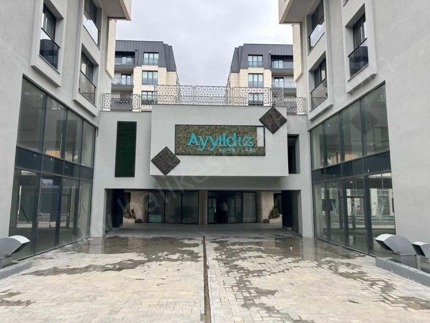 BALIKESİR KİRALIK DÜKKAN SAFİR DEN AYYILDIZ KONUTLARINDA 107 M2 10 BURDA AVM YANI ARKA CEPHE DÜKKAN