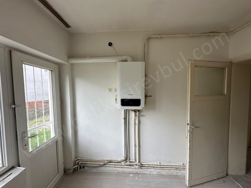 BALIKESİR KİRALIK DAİRE SAFİR DEN HASAN BASRİ ÇANTAYDA 2+1 80 M2 KOMBİLİ BODRUM KAT DAİRE