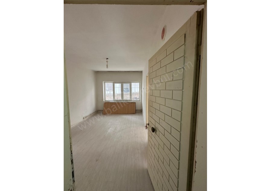 BALIKESİR KİRALIK DAİRE SAFİR DEN HASAN BASRİ ÇANTAYDA 2+1 80 M2 KOMBİLİ BODRUM KAT DAİRE