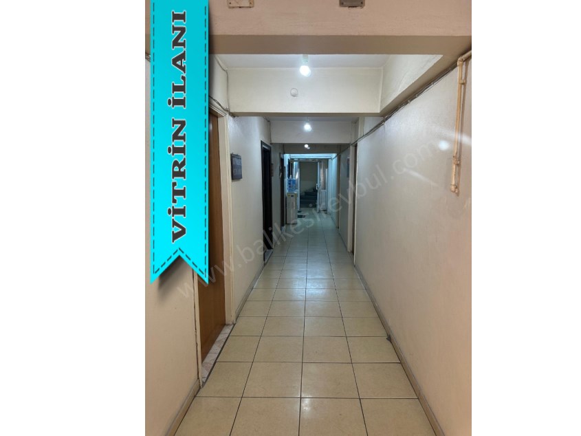BALIKESİR KİRALIK OFİS BÜRO SAFİR DEN ÇARŞI MERKEZ VALİLİK KARŞISI 1 ODALI 18 m2 OFİS BÜRO 