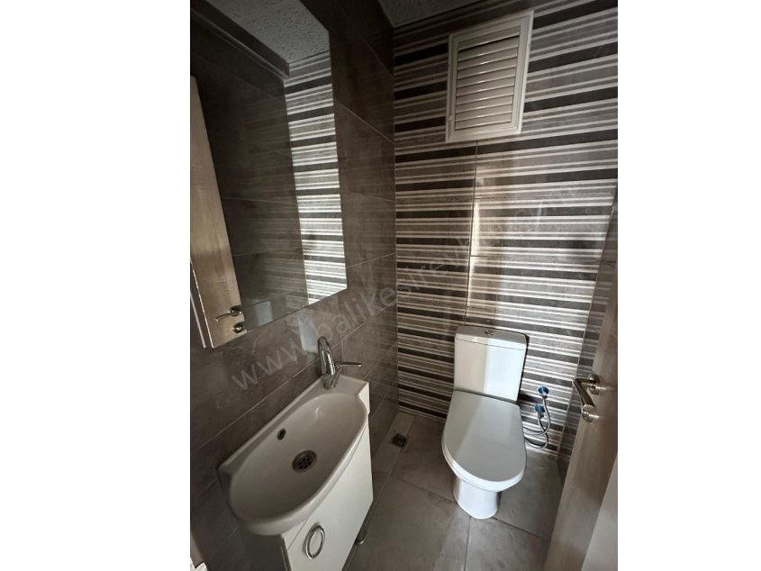 BALIKESİR KİRALIK DAİRE SAFİR DEN ADLİYE ŞEHİR HST.YAKINI 2+1 90 M2 AYRI MUTFAKLI ASANSÖRLÜ ARAKAT