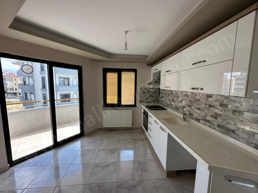 BALIKESİR KİRALIK DAİRE SAFİR DEN ADLİYE ŞEHİR HST.YAKINI 2+1 90 M2 AYRI MUTFAKLI ASANSÖRLÜ ARAKAT