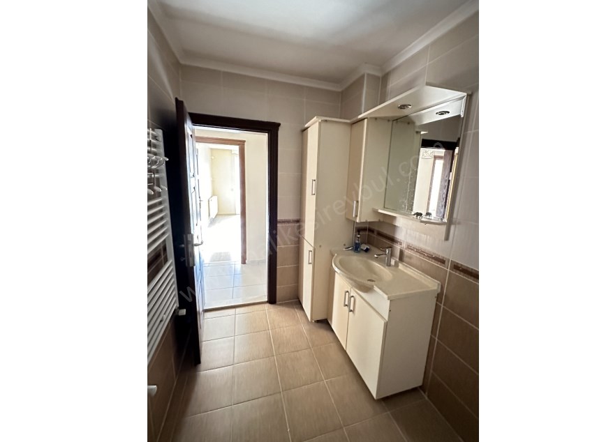BALIKESİR KİRALIK DAİRE SAFİR DEN BAHÇELİEVLER SAVAŞTEPE CAD.YAK.3+1 170 M2 ASANSÖRLÜ SON KAT DAİRE