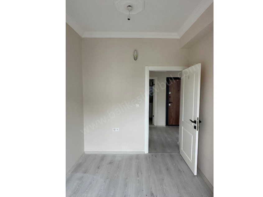 BALIKESİR KİRALIK DAİRE SAFİR DEN GAZİOSMANPAŞA DOKUMA CAD.ORGANİZE YAK.2+1 AYRI MUTFAKLI ARAKAT 