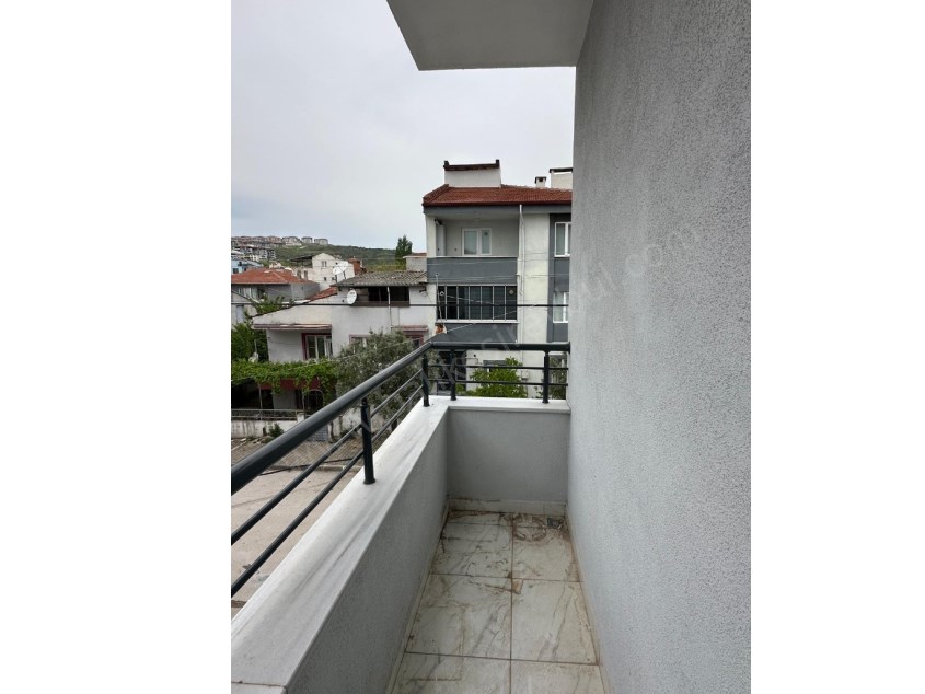 BALIKESİR KİRALIK DAİRE SAFİR DEN GAZİOSMANPAŞA DOKUMA CAD.ORGANİZE YAK.2+1 AYRI MUTFAKLI ARAKAT 