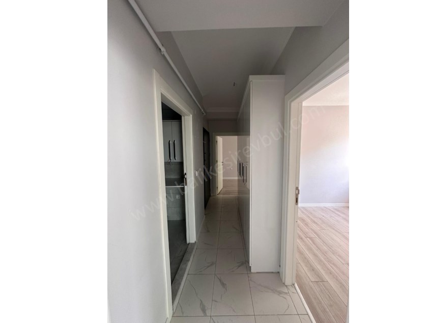 BALIKESİR KİRALIK DAİRE SAFİR DEN ALTIEYLÜL FEN LİSESİ ARKASI 2+1 62 M2 AMERİKAN MUTFAKLI 