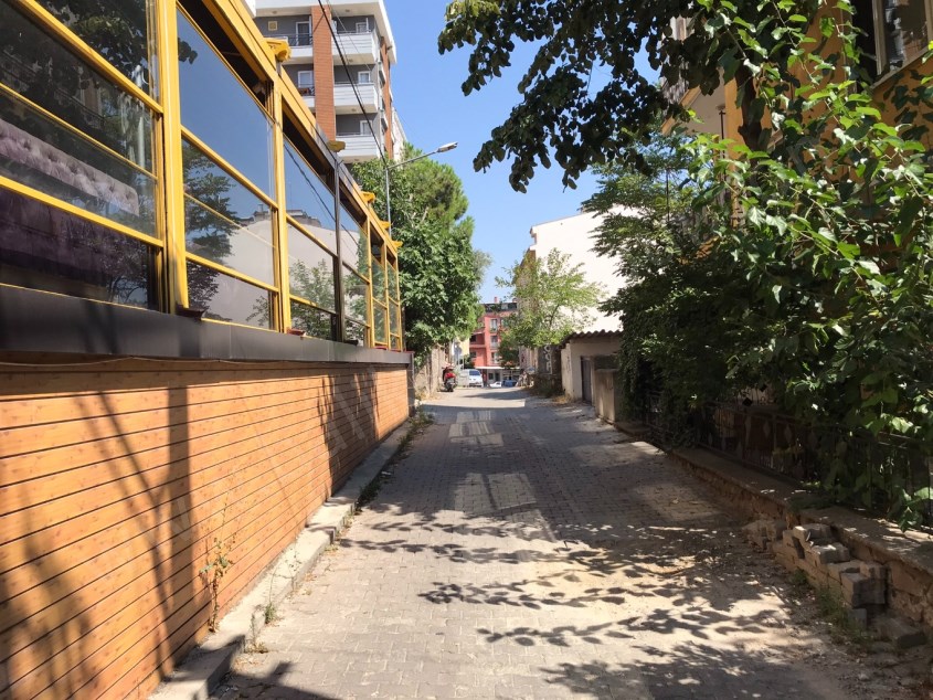 BALIKESİR KİRALIK DAİRE SAFİR DEN NECATİ EĞİTİM FAKÜLTESİ YANI 1+1 45 M2 EŞYALI ASANSÖRLÜ LUX ARAKAT