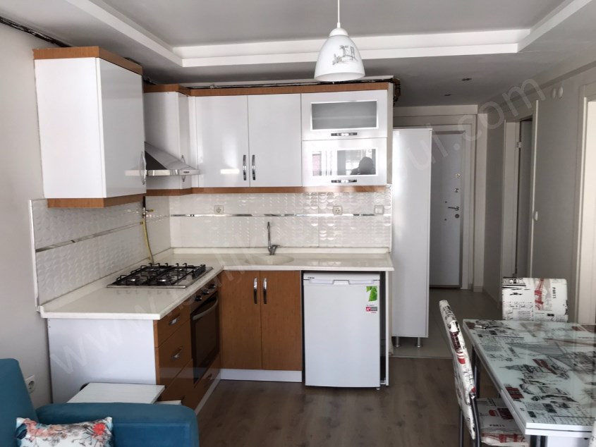 BALIKESİR KİRALIK DAİRE SAFİR DEN NECATİ EĞİTİM FAKÜLTESİ YANI 1+1 45 M2 EŞYALI ASANSÖRLÜ LUX ARAKAT