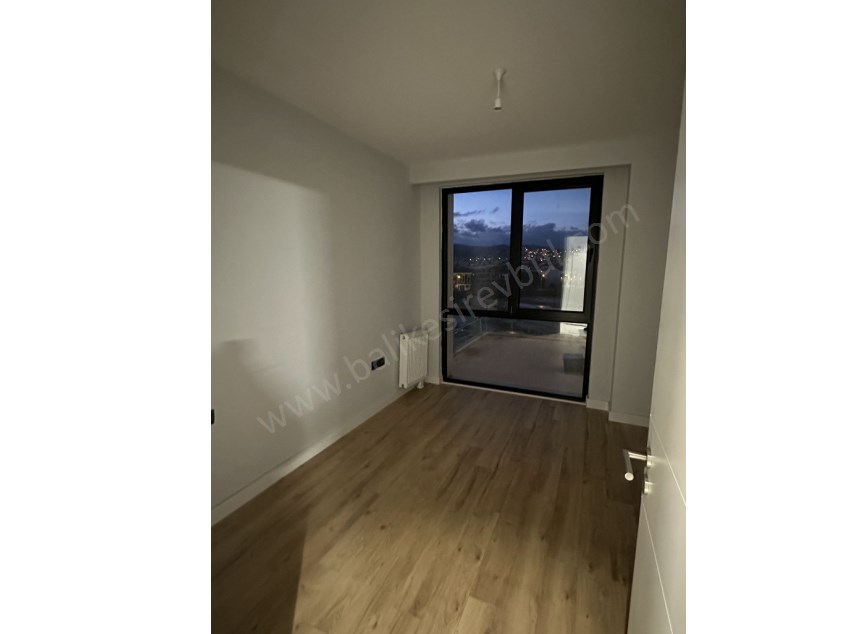 BALIKESİR KİRALIK DAİRE SAFİR DEN YENİ YAŞAM ALANI CİTY LİFE 3+1 174 M2 3 CEPHELİ LUX ARAKAT DAİRE