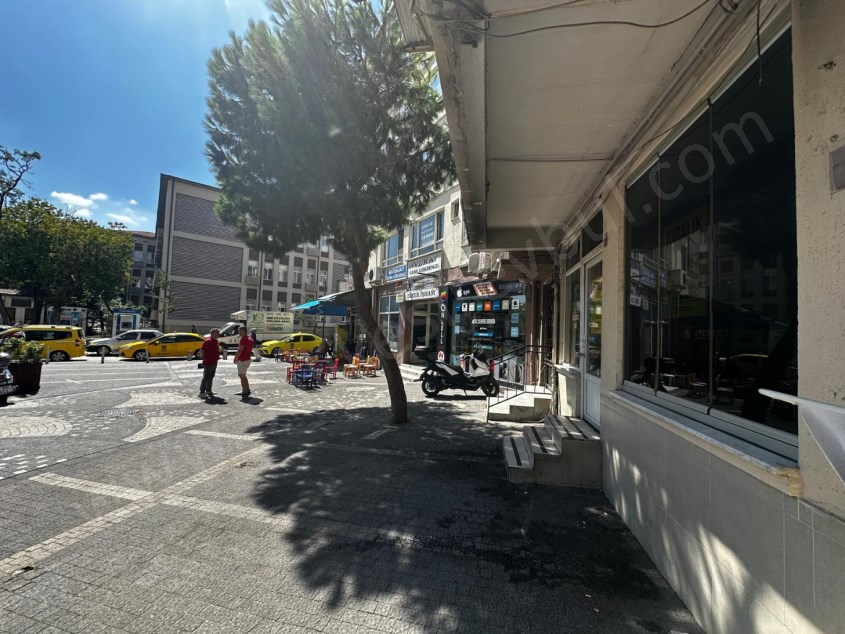 BALIKESİR KİRALIK DÜKKAN SAFİR DEN ÇARŞI MERKEZDE HÜKÜMET KARŞISI MEVKİİ YERDE 30 M2 DÜKKAN