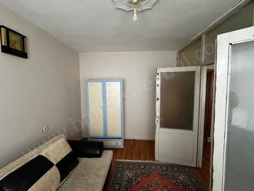 BALIKESİR KİRALIK DAİRE SAFİR DEN ANAFARTALAR CD.YANI 2+1 85 M2 EŞYALI KOMBİLİ DAİRE