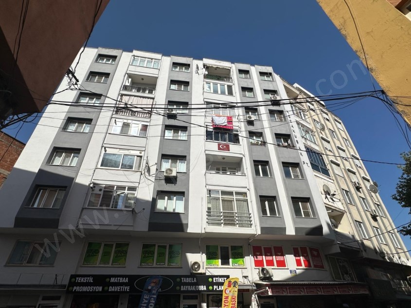 BALIKESİR KİRALIK DAİRE SAFİR DEN ÇARŞI MERKEZE YÜRÜME MESAFESİNDE 2+1 90 M2 ASANSÖRLÜ ARAKAT DAİRE