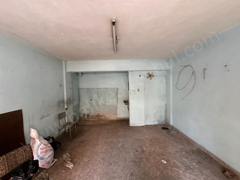 BALIKESİR KİRALIK DÜKKAN SAFİR DEN ANAFARTALAR CADDESİ YANI 15 M2 İŞYERİ VE DEPOYA UYGUN 