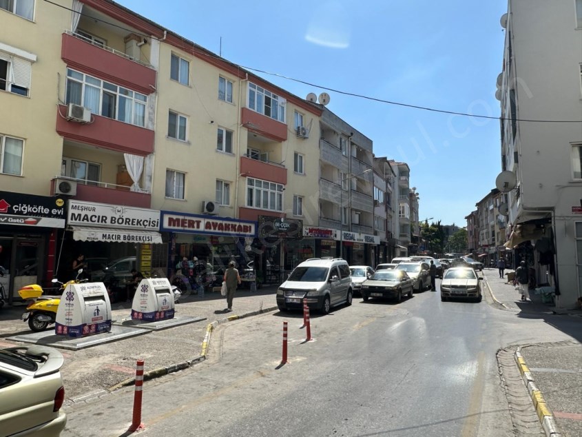 BALIKESİR KİRALIK DÜKKAN SAFİR DEN ATALAR CADDESİ ÜZERİ MEVKİİ YERDE 16 M2 KİRALIK DÜKKAN