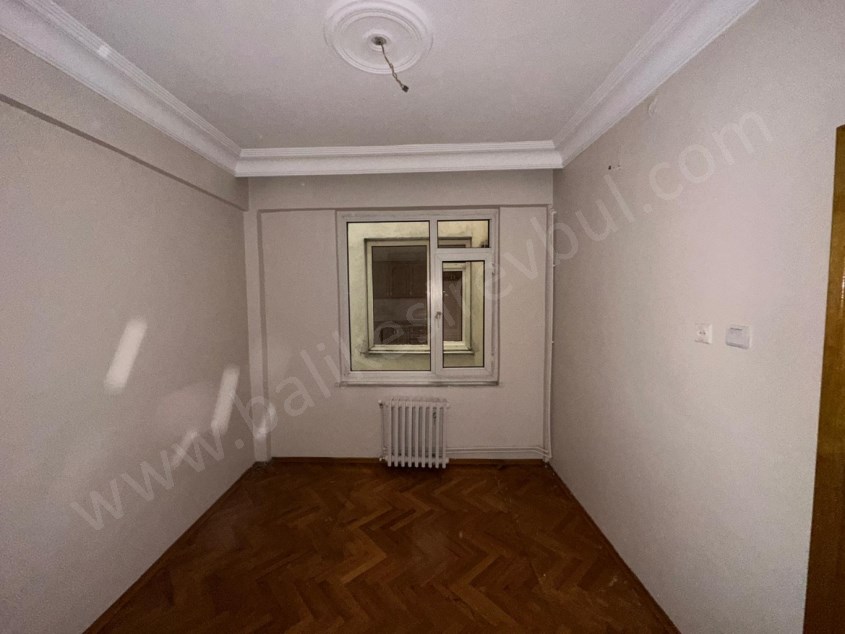 BALIKESİR SATILIK DAİRE SAFİR DEN ÇARŞI MERKEZE YÜRÜME MESAFESİNDE 3+1 115 M2 ASANSÖRLÜ ARAKAT DAİRE