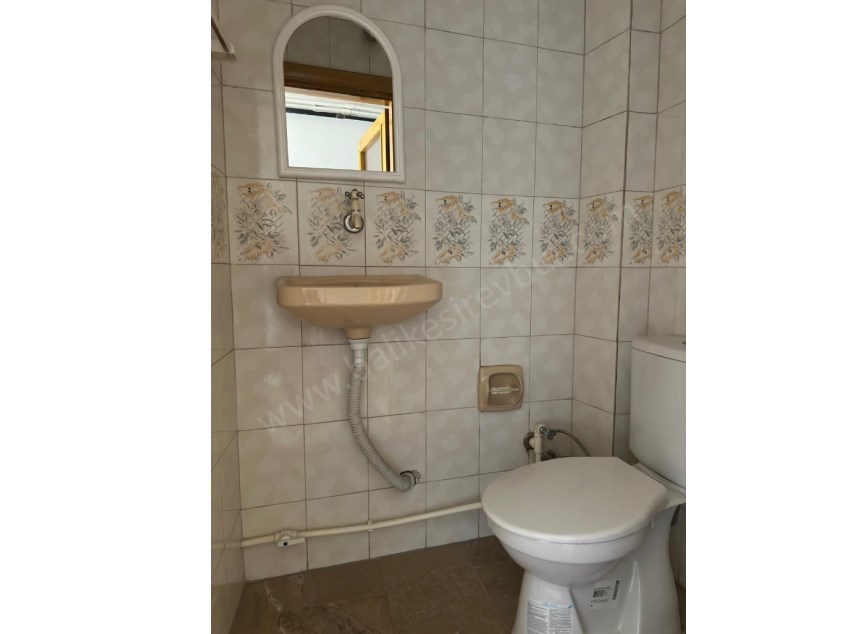 BALIKESİR SATILIK DAİRE SAFİR DEN ÇARŞI MERKEZE YÜRÜME MESAFESİNDE 3+1 115 M2 ASANSÖRLÜ ARAKAT DAİRE