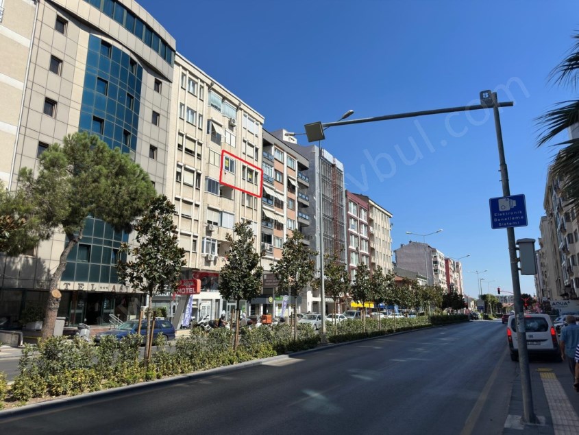 BALIKESİR SATILIK DAİRE SAFİR DEN ÇARŞI MERKEZE YÜRÜME MESAFESİNDE 3+1 115 M2 ASANSÖRLÜ ARAKAT DAİRE