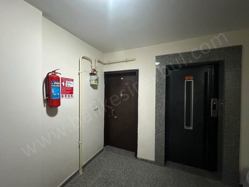 ALTINKENT SİTESİNDE 3+1 172 M2 HAVUZLU KAPALI OTOPARKLI ASANSÖRLÜ LUX DAİRE​