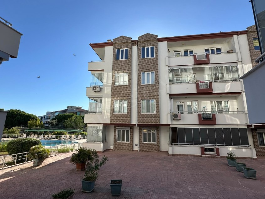 ALTINKENT SİTESİNDE 3+1 172 M2 HAVUZLU KAPALI OTOPARKLI ASANSÖRLÜ LUX DAİRE​