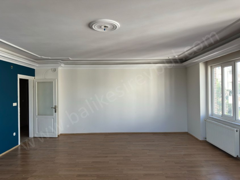 ALTINKENT SİTESİNDE 3+1 172 M2 HAVUZLU KAPALI OTOPARKLI ASANSÖRLÜ LUX DAİRE​
