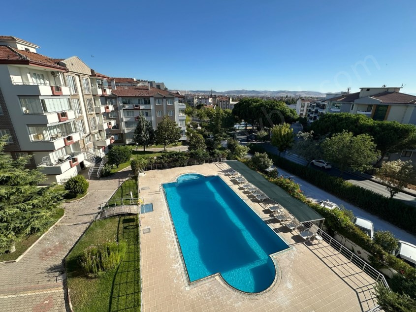 ALTINKENT SİTESİNDE 3+1 172 M2 HAVUZLU KAPALI OTOPARKLI ASANSÖRLÜ LUX DAİRE​