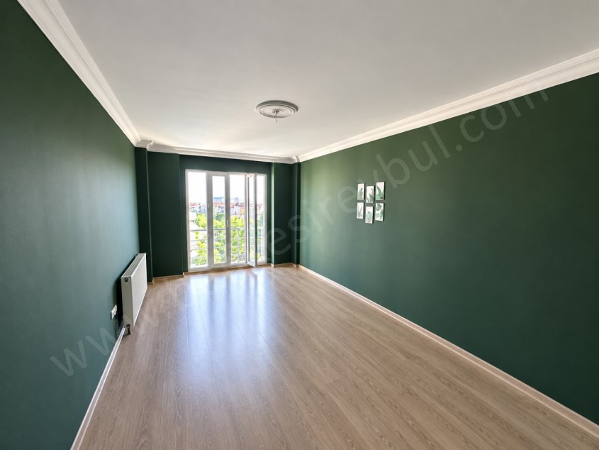 ALTINKENT SİTESİNDE 3+1 172 M2 HAVUZLU KAPALI OTOPARKLI ASANSÖRLÜ LUX DAİRE​