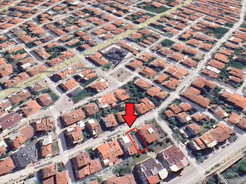 BALIKESİR SATILIK ARSA SAFİR DEN PLEVNE YENİ İZMİR YOLU İLE BİROL KOÇ CAD.ARASI 293 M2 3 KAT İMARLI 