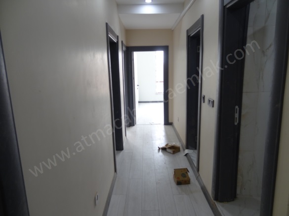 Sıddıkiye Mahallesi. Ağrı Satılık Daire |  2+1 Oda | 91M2 1.700.000Tl  Krediye Uygun  | Zemin Kat | Kombi | 1 Banyo | 2 Yatak Odası Resim-4