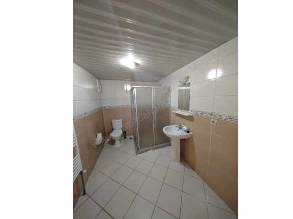 Valilik Tokilerde Kiralık Daire 3+1 Merkez Fırat Mahallesi