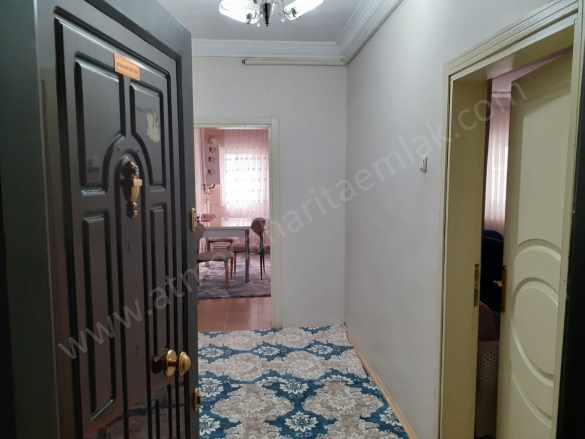 Nadiriye Caami Arkasında Kiralık Daire 3+1 Merkez Abide Mahallesi