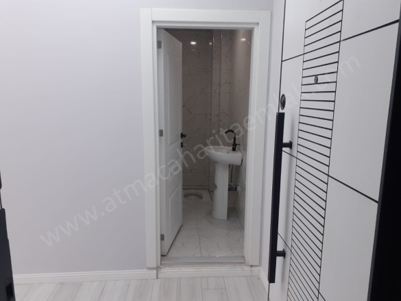 100. Yıl Mahallesi. Ağrı Satılık Daire |  3+1 Oda | 144M2 3.100.000Tl  Krediye Uygun  | 3. Kat | Yerden Isıtma Resim-1