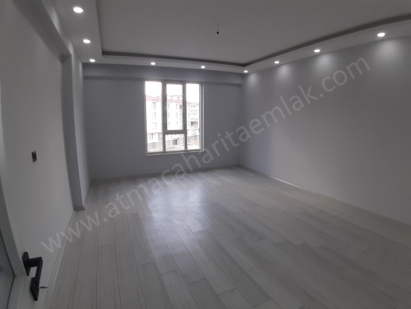 Abide Mahallesi. Ağrı Satılık Daire |  3+1 Oda | 153M2 3.250.000Tl  Krediye Uygun  | 3. Kat | Yerden Isıtma | 2 Banyo | 3 Yatak Odası Resim-5