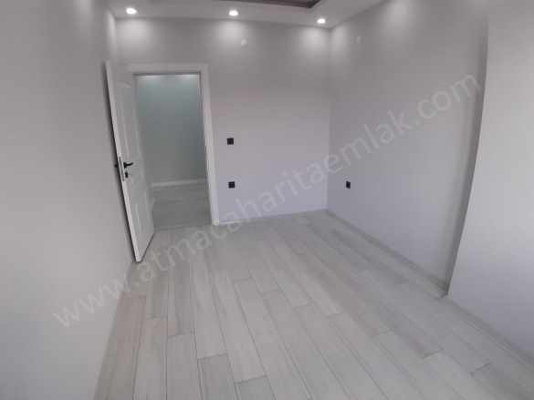 Abide Mahallesi Bey Sitesinde Satılık Daire 3+1 Lüks Merkez