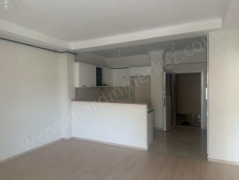 MARDİNİN MARKASI ALTINŞEHİRDE KİRALIK 1+1 DAİRE