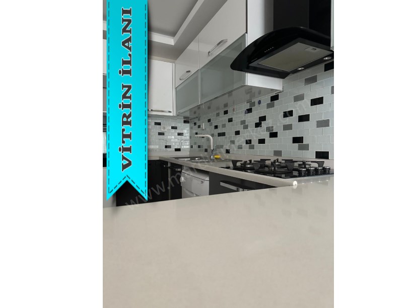 MERKEZDEN VENÜS 2 DE SATILIK EŞYALI KİRACILI 2+1 LÜX DAİRE