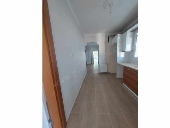 Zafer Mah Devlet Hastanesi Karşısı Kiralık Daire 2+1 Zemin Kat Ödemiş Mahallesi