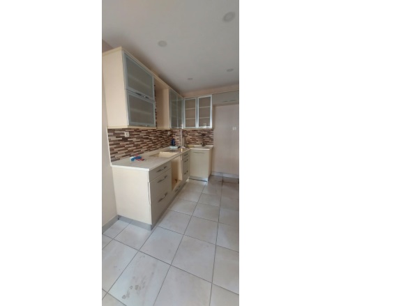 Merkez Ödemiş Satılık Daire |  2+1 Oda | 100M2 0Tl | 1. Kat | Klima | 1 Banyo | 1 Yatak Odası Resim-5