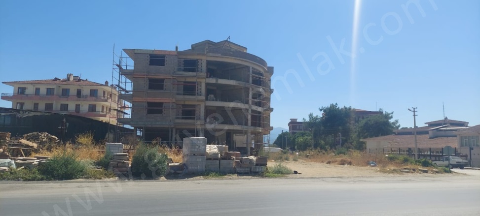 Merkez Ödemiş Satılık Daire |  3+1 Oda | 135M2 0Tl | 3. Kat | 2 Banyo | 3 Yatak Odası Resim-4