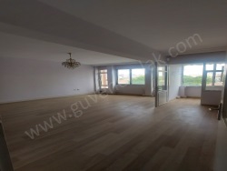 Ödemiş Atatürk Mahallesi. Kiralık Daire 3+1 135 M2 | 4. Kat | Doğalgaz | 1 Banyo | 1 Yatak Odası