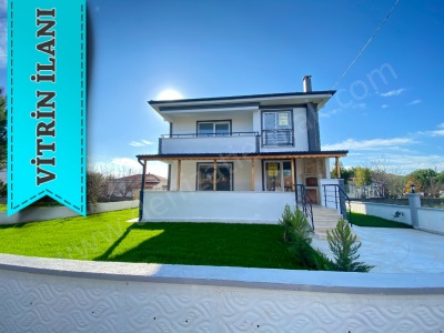 Denizatı Sitesi 2024 Yapımı 4+1 175M2 Sıfır İskanlı Satılık Villa Biga Gümüşçay