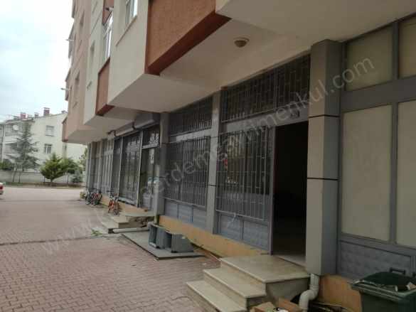 Yeni Stad Karşısında Site Altında Lavabolu Wc Mutfaklı Kiralık Dükkan 85 M² Selçuklu Parsana