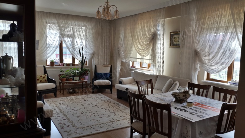 Beyhekim Selçuklu Satılık Daire |  3+1 Oda | 185M2 5.600.000Tl  Krediye Uygun  | 3. Kat | Kombi | 1 Banyo | 2 Yatak Odası Resim-5