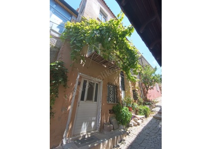 Ayvalık Sakarya Mahallesi 3+1 Satılık Rum Evi