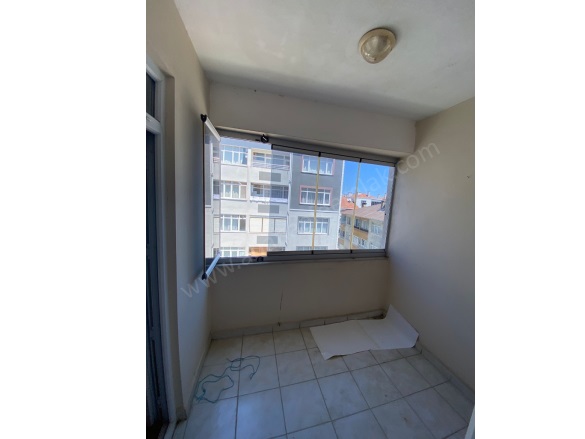 Merkez Abana Satılık Daire |  2+1 Oda | 100M2 850.000Tl | 5. Kat | 1 Banyo | 1 Yatak Odası Resim-2