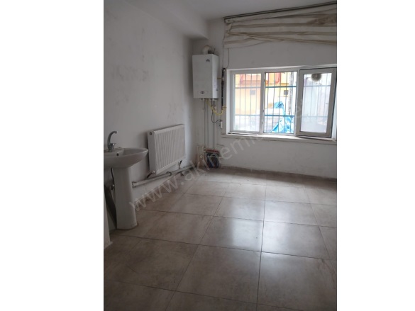 - Turhal Satılık İşyeri |  150M2 9.500.000Tl | Komple Bina Resim-5