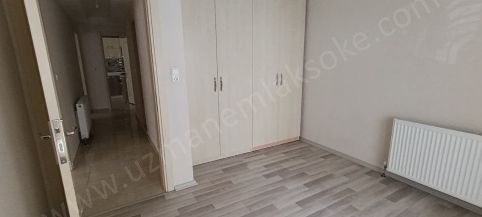 Konak Söke Satılık Daire |  2+1 Oda | 117M2 4.500.000Tl  Krediye Uygun  | 2. Kat | Kombi | 1 Banyo Resim-3