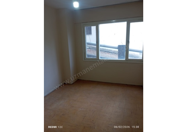 Konak Söke Kiralık Daire |  3+1 Oda | 120M2 Aylık 15.000Tl | 1. Kat | Soba | 1 Banyo | 1 Yatak Odası Resim-5