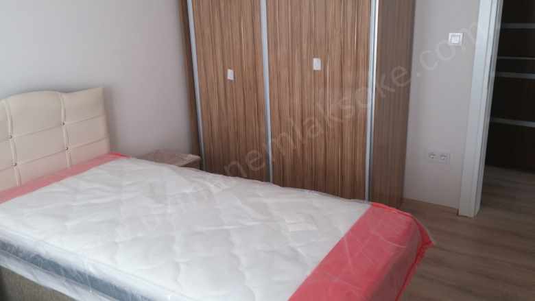 Söke Uzman Emlaktan Konak Mah Eşyalı Kiralık Daire 2+1 80 M2 Arakat D Gazlı Asansörlü